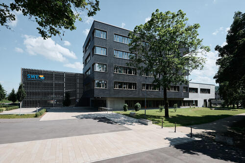 Das Gebäude der SWE in der Fritz-Müller-Straße 60 in Esslingen. Das Gebäude der SWE in der Fritz-Müller-Straße 60 in Esslingen.